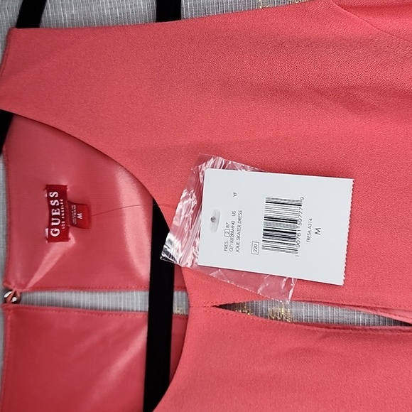 NWT GUESS Mini A-Line Dress. Size:M - Picture 6 of 12